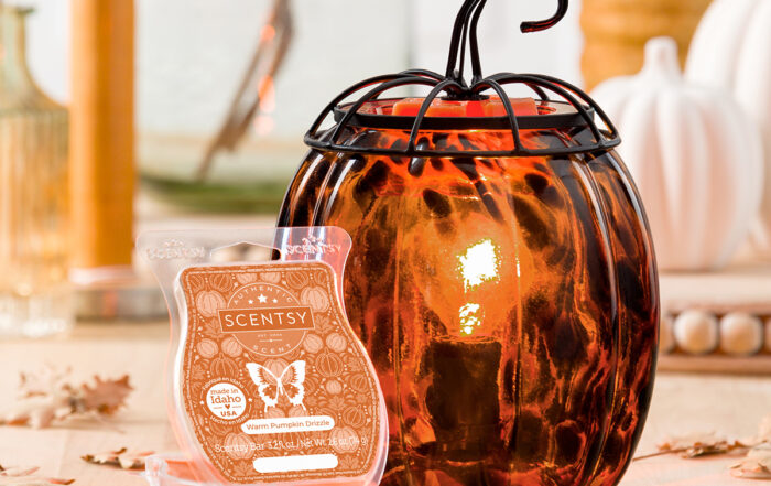 October 2022 Scentsy Scent/Warmer of the Month